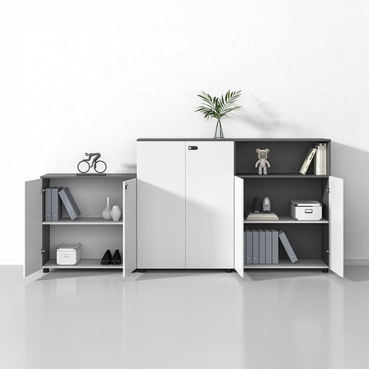 キャビネット|モダンなデザイン スタイリッシュ 機能性 アジャスター付き