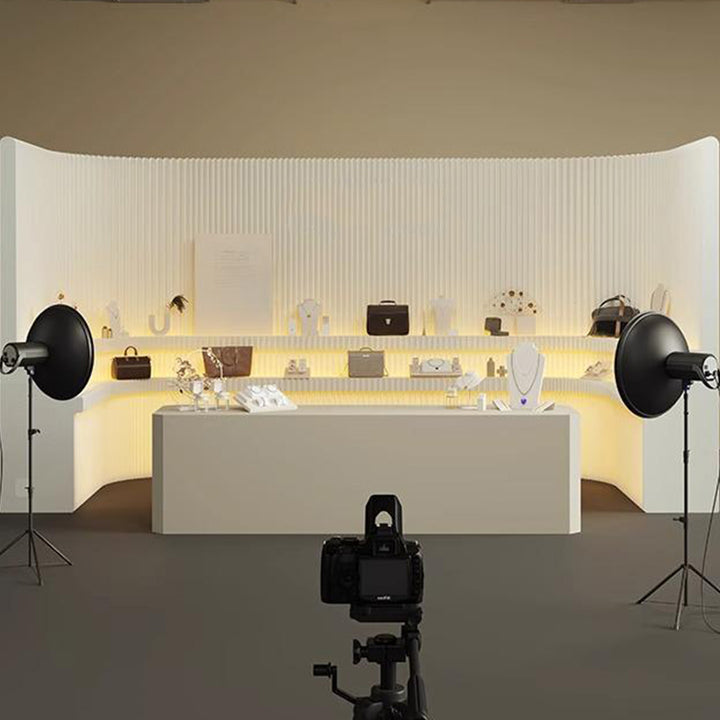 ディスプレイ・展示台|クラフト紙 光と影 アート感デザイン