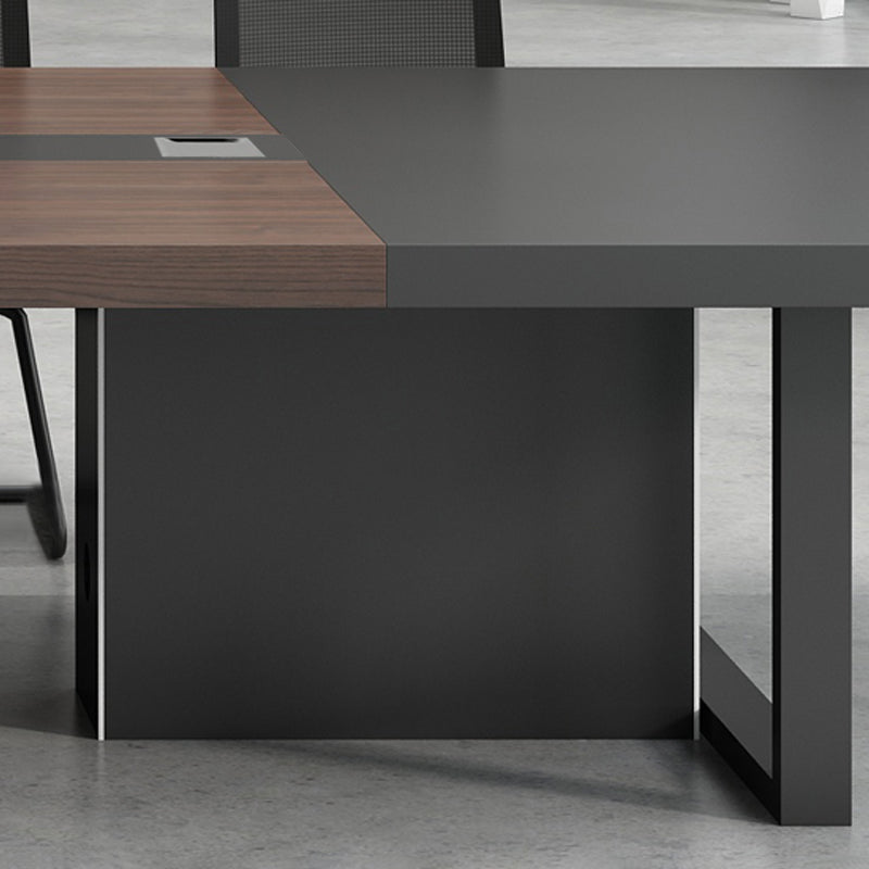 会議用テーブル・椅子|プロダクティヴィティ 高級感