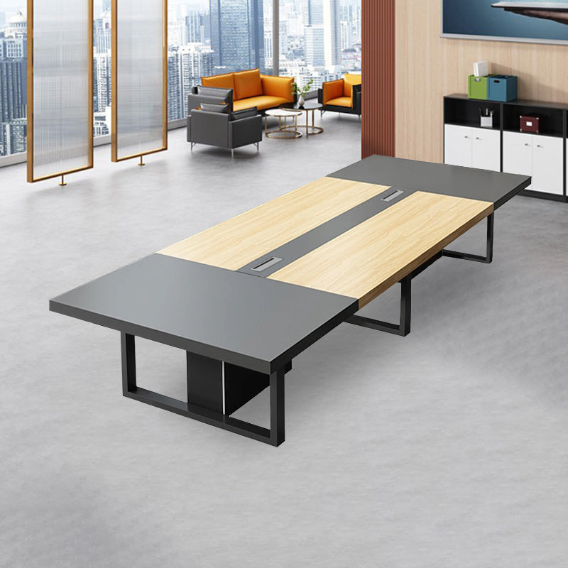 会議用テーブル・椅子|プロダクティヴィティ 高級感