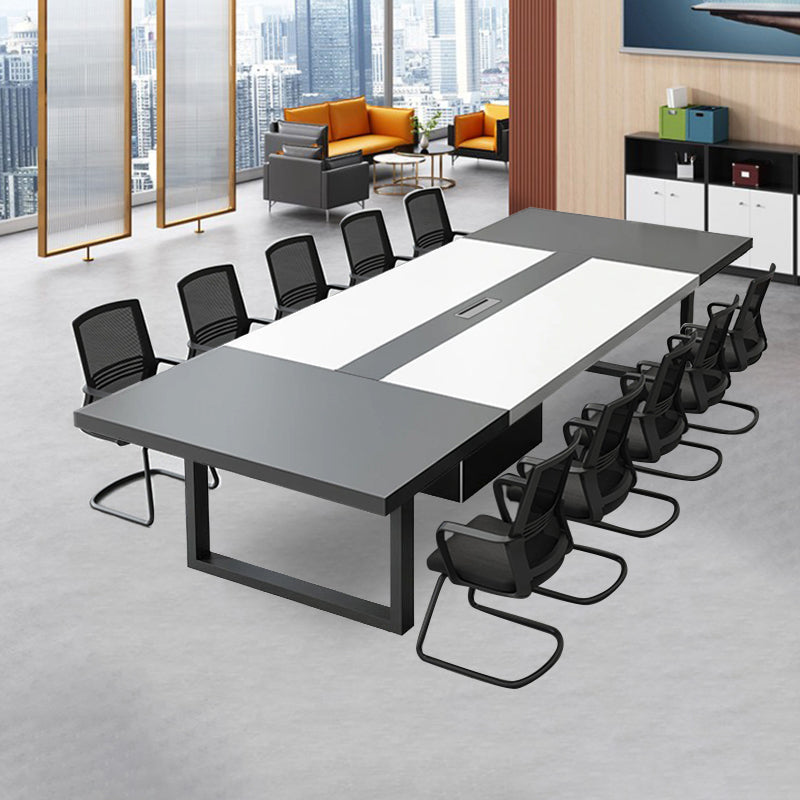 会議用テーブル・椅子|プロダクティヴィティ 高級感