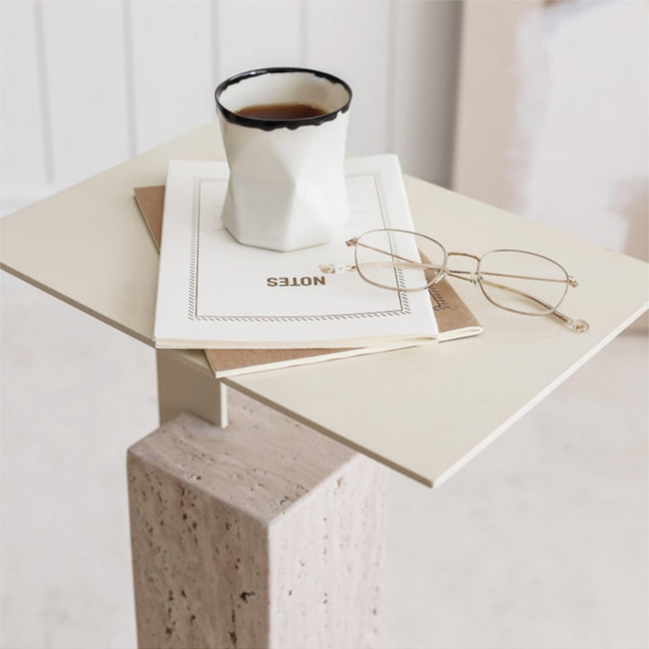 サイドテーブル|空間デザイン  天然石 高級感