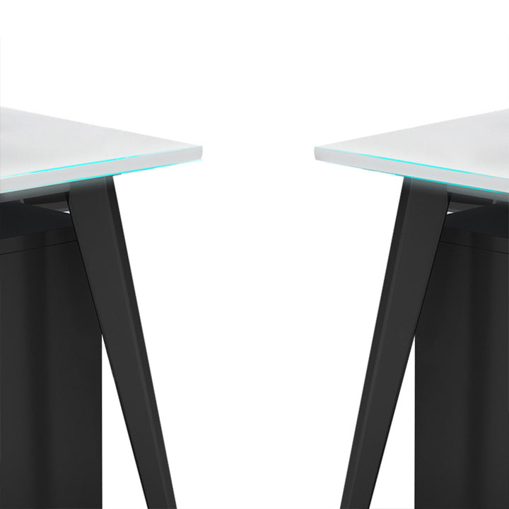 オフィスデスク・事務机|シンプル 清潔感 プライバシー保護