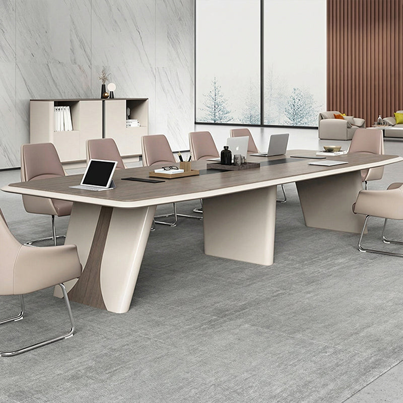 会議用テーブル・椅子｜モダンフレキシブル 高級感